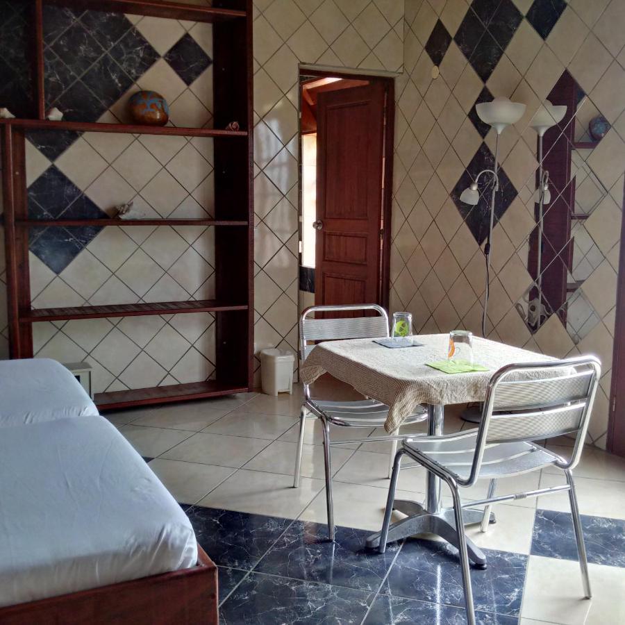 Grand-Bourg  Villa Pistaches מראה חיצוני תמונה